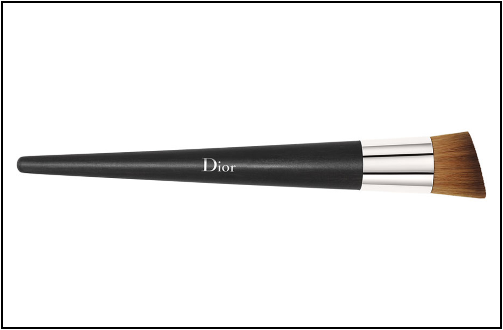 Dior-Nude-Foundation-Brush-Full-Coverage