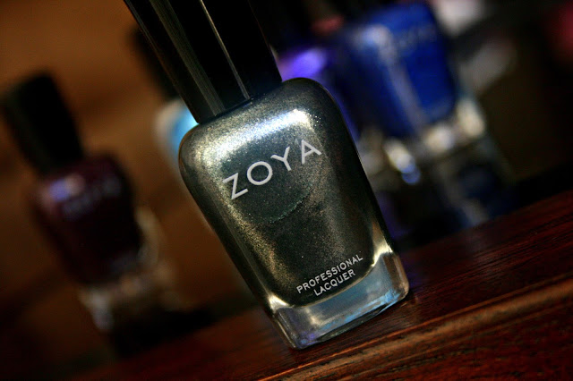 ZOYA Cassedy Review, Photos & Swatches  ZOYA Zenith Holiday 2013 Collection