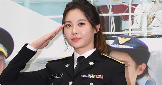 Yura suits up for her new drama 'Ocean Police'