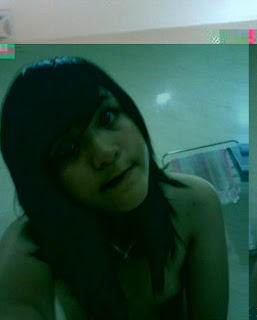 Gadis Mungil Foto Bugil di Kamar Mandi | menjilat memek