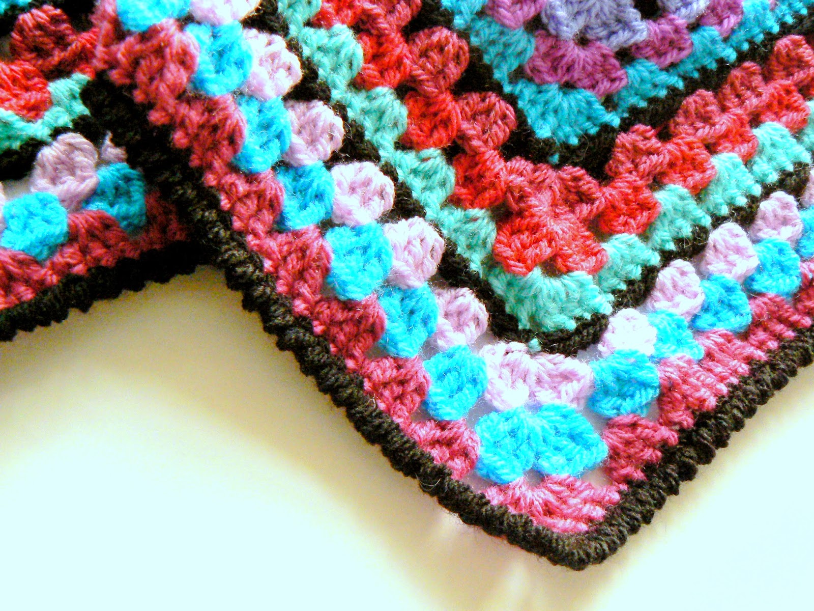 little-crochet-granny-square-skirt-the-pattern