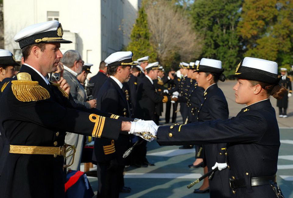 Офицеры товвму выпуск. Книга графа г. Рассказы морских офицеров. Рассказы морских офицеров. Офицер флота.