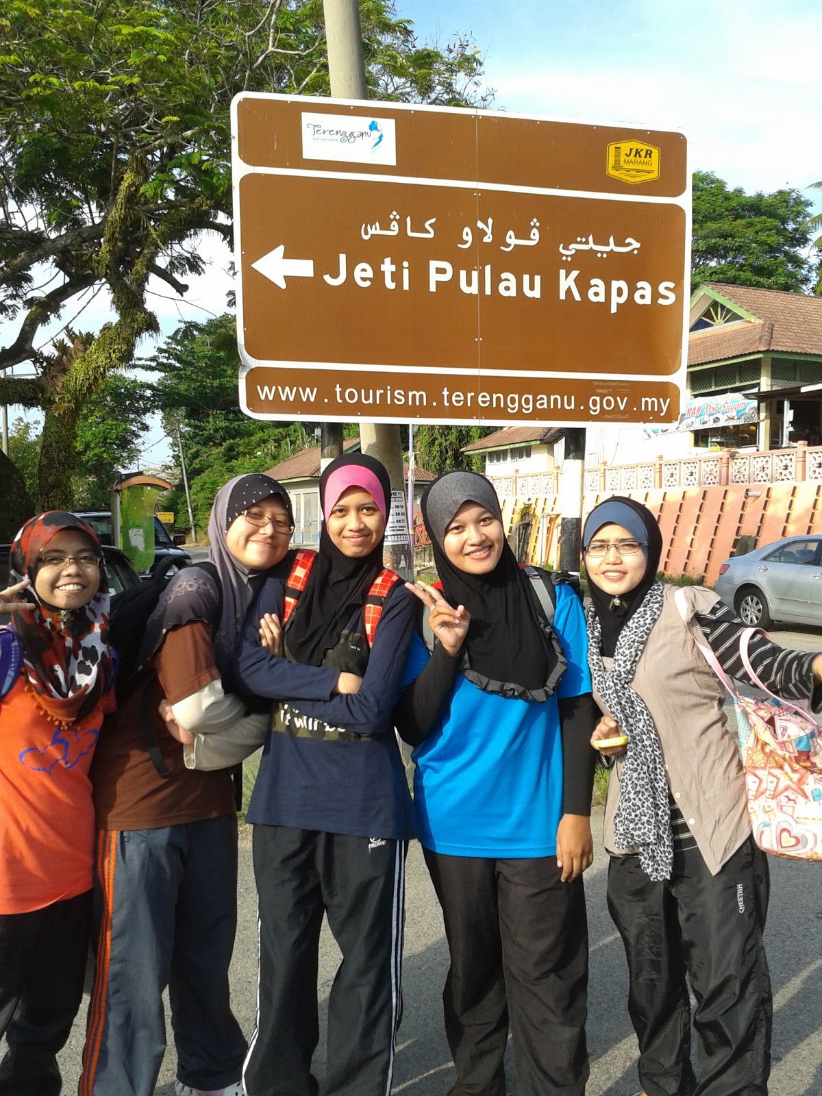 Jalan Hidup Gadis Lavender Percutian Diu Kapas Kuala Terengganu Perjalanan Ke Jeti U Kapas Mengambil Masa Selama 45 Minit Dari Umt Ni Terletak Di Marang Bukan Merang Eh Hahaa Tiba Kami Diberitahu