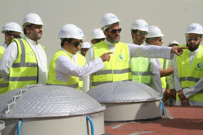 Officials carrying out inspections of the water facilities in Makkah.