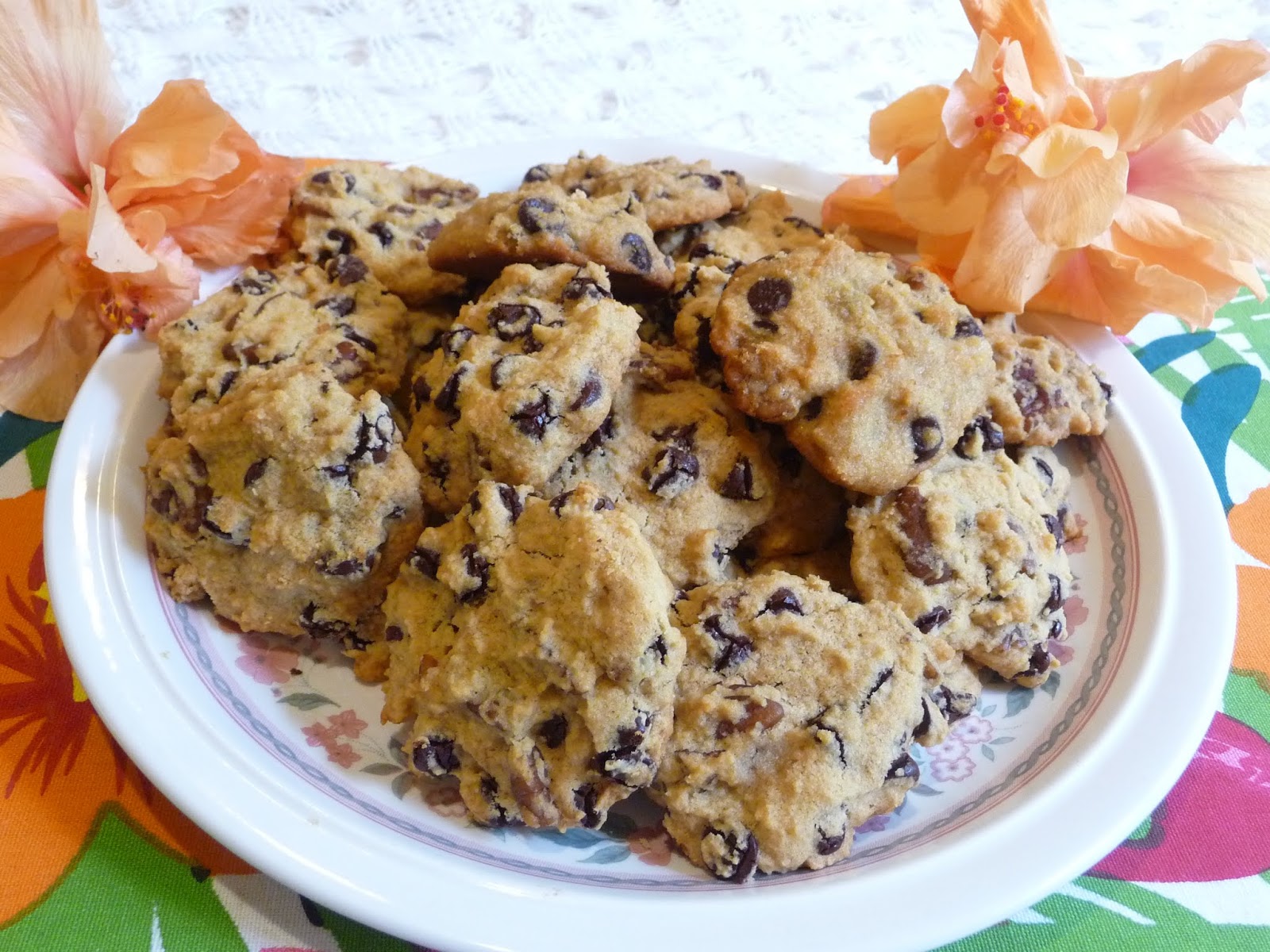 LOWCARB TOLLHOUSE CHOCOLATE CHIP COOKIES
