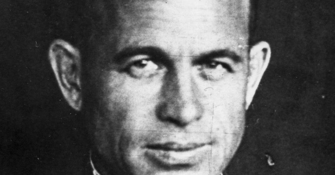 Главный инженер уаз в 1969. Главный инженер уаз в 1965 году. Уаз киаз-3727. Главный инженер уаз в 1965 году. Главный инженер ульяновского автомобильного завода в 1965 году.