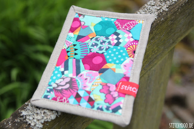 stitchydoo: Stoffkartentausch | Meine Patchworkkarten im Mai - Hexagons stitchydoo: Stoffkartentausch | Meine Patchworkkarten im Mai - Hexagons