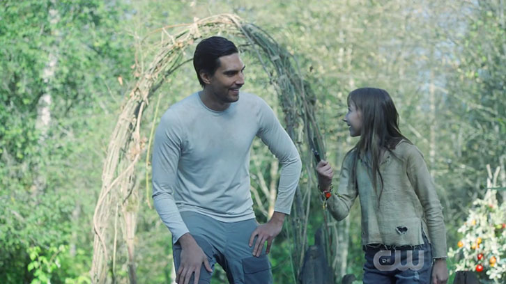 The 100 - Hesperides - Review: "A Real Slog"
