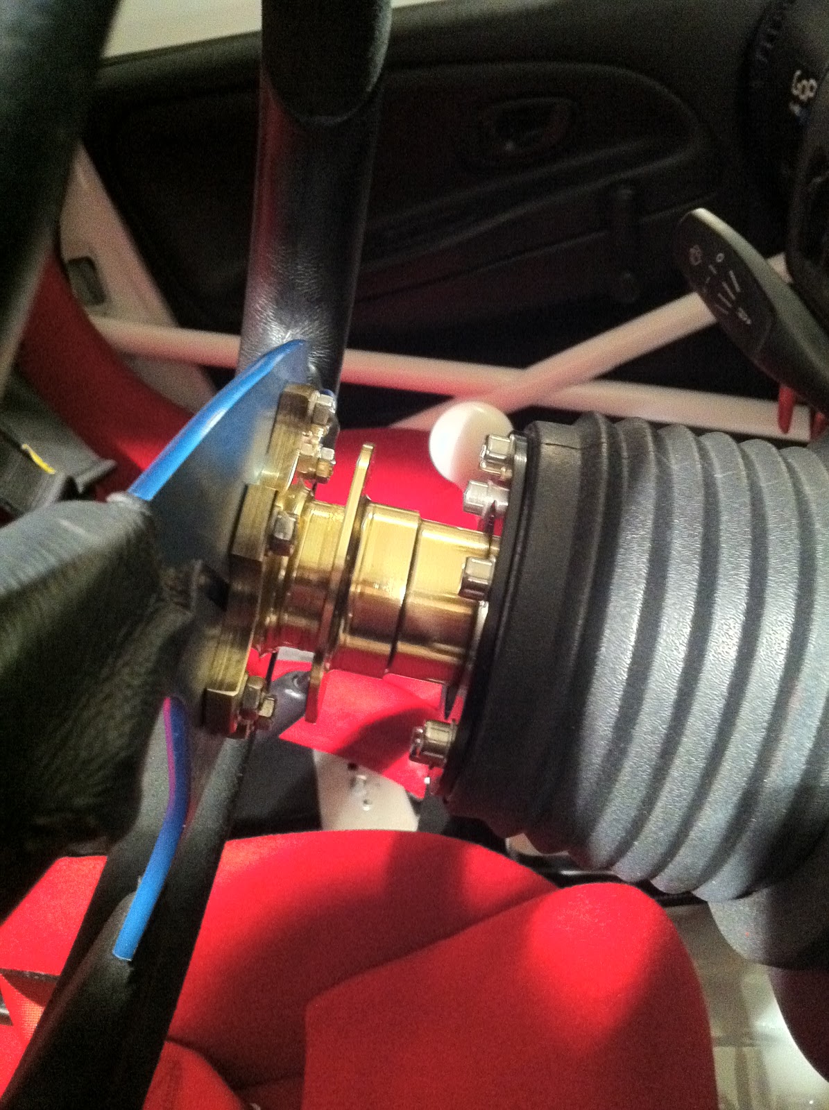 SLOW IN, FAST OUT Steering Quick Release