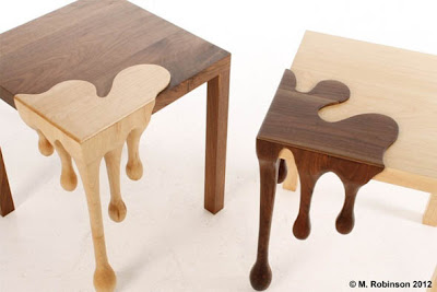 Fantásticas mesas  tallada a mano.