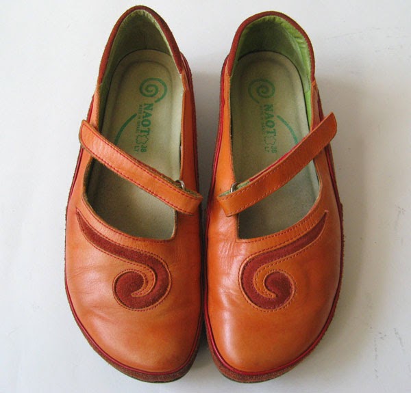 NAOT MATAI ORANGE LEATHER MARYJANE SHOES WOMEN SIZE 38 SIZE 7