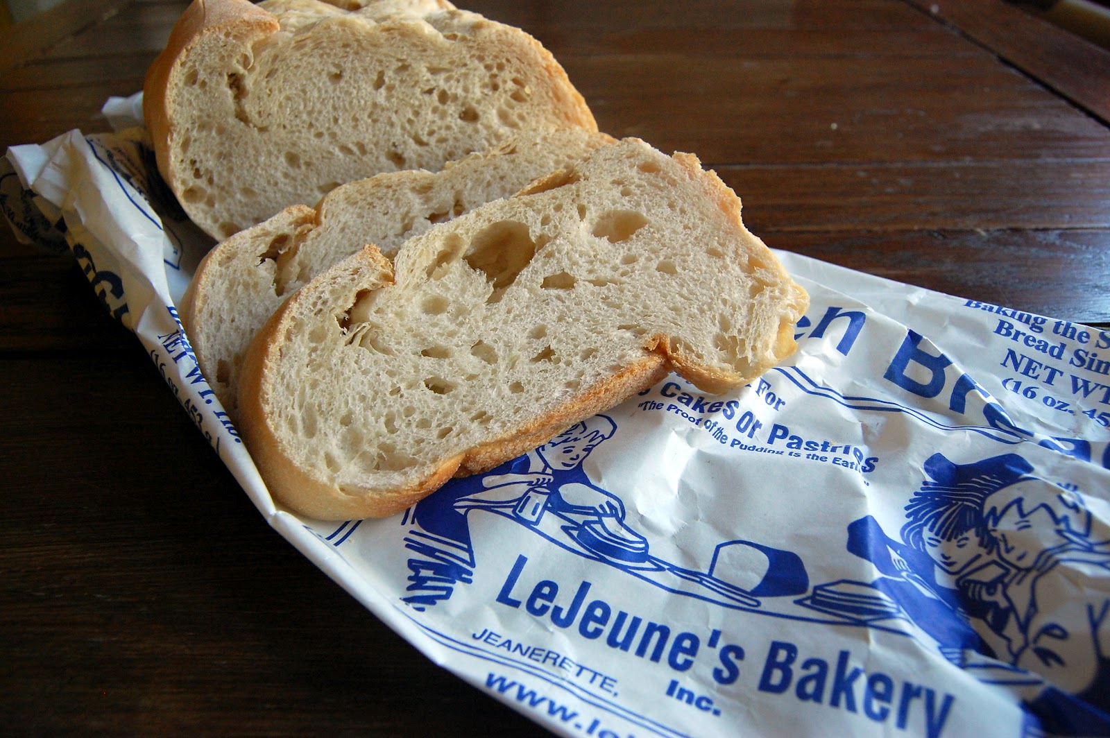 GrowlinG LeJeune's Bakery Jeanerette, Louisiana