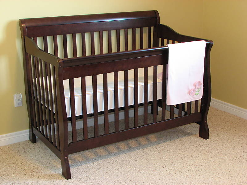 MTL Fashion Moms Crib Recall