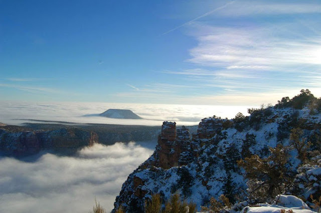 Cada 10 años un río de niebla llena el Gran Cañón.