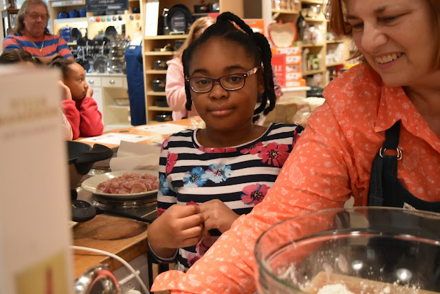 Free Cooking Classes at Williams-Sonoma and Stir-Fry Recipe  via  www.productreviewmom.com