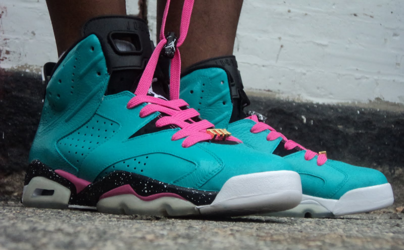 TTK: TTK x South Beach Jordans