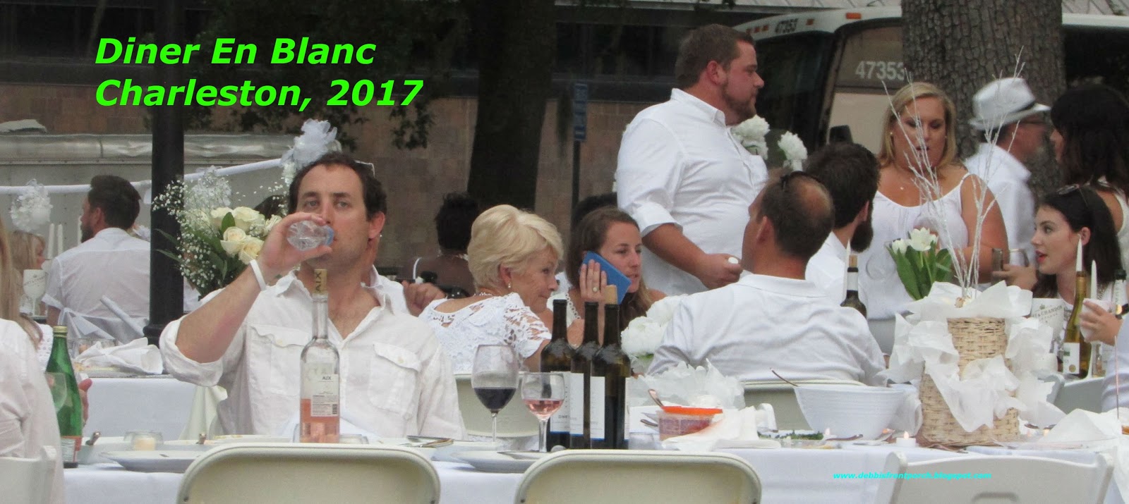 Debbi's Front Porch Charleston's Diner En Blanc