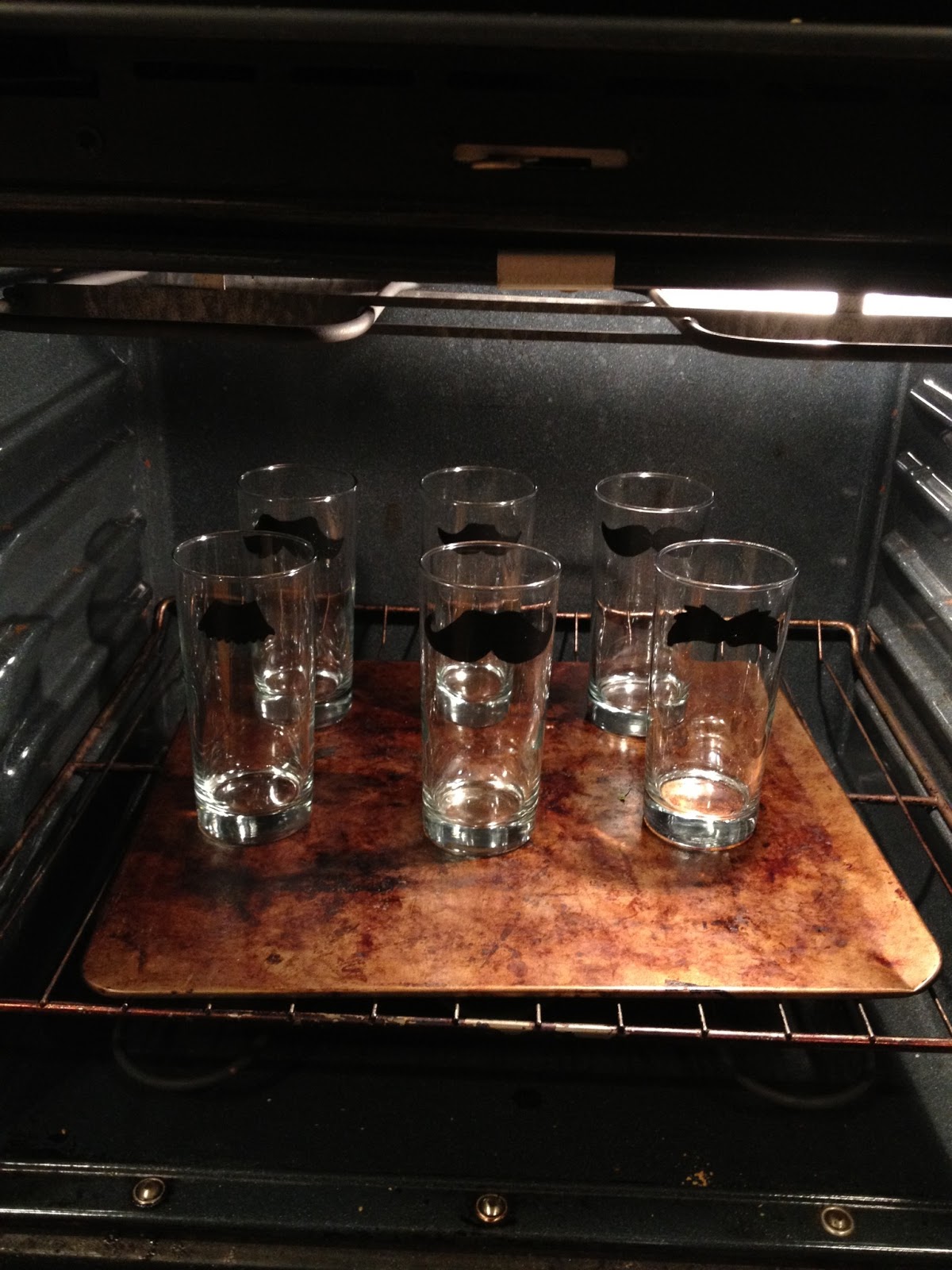 Jennifer Nack Designs DIY Mustache Cups