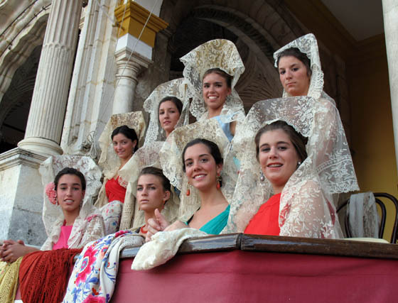 sombra Artes literarias Pantera La mantilla española - Origen y usos en Andalucía