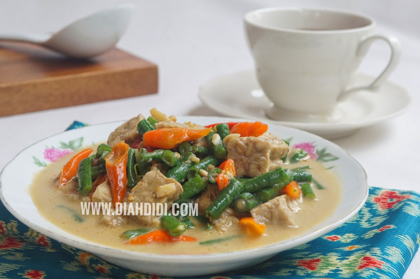 Diah Didi S Kitchen Lodeh Bumbu Iris Tempe Semangit Dan Kacang Panjang