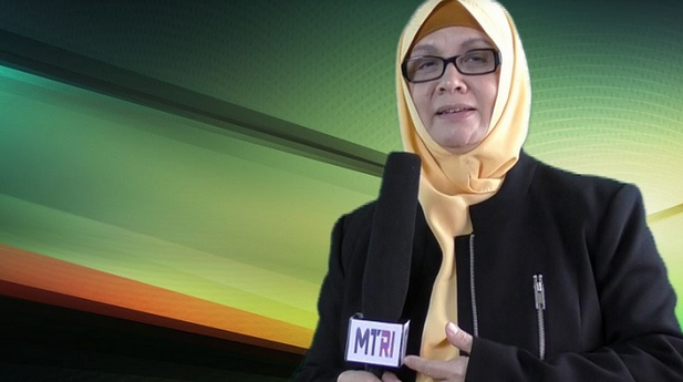 Ustazah Irena Handono Bikin Tim Penasehat Hukum Ahok