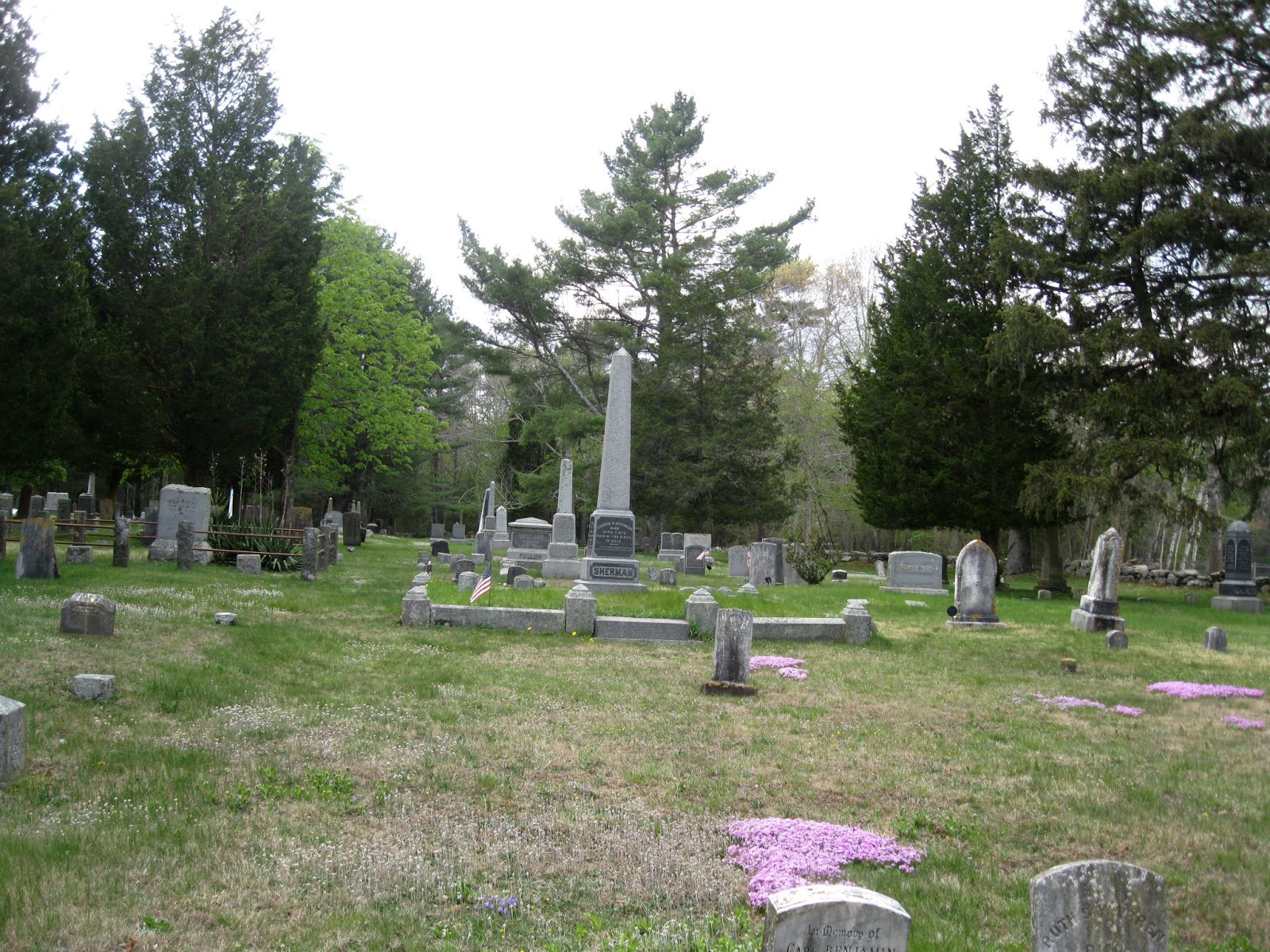 THE OLD COLONY GRAVEYARD RABBIT CONGREGATIONAL CHURCH CEMETERY