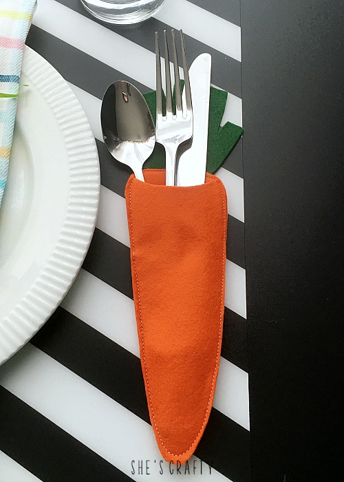 How to make a felt carrot flatware holder for your Easter table