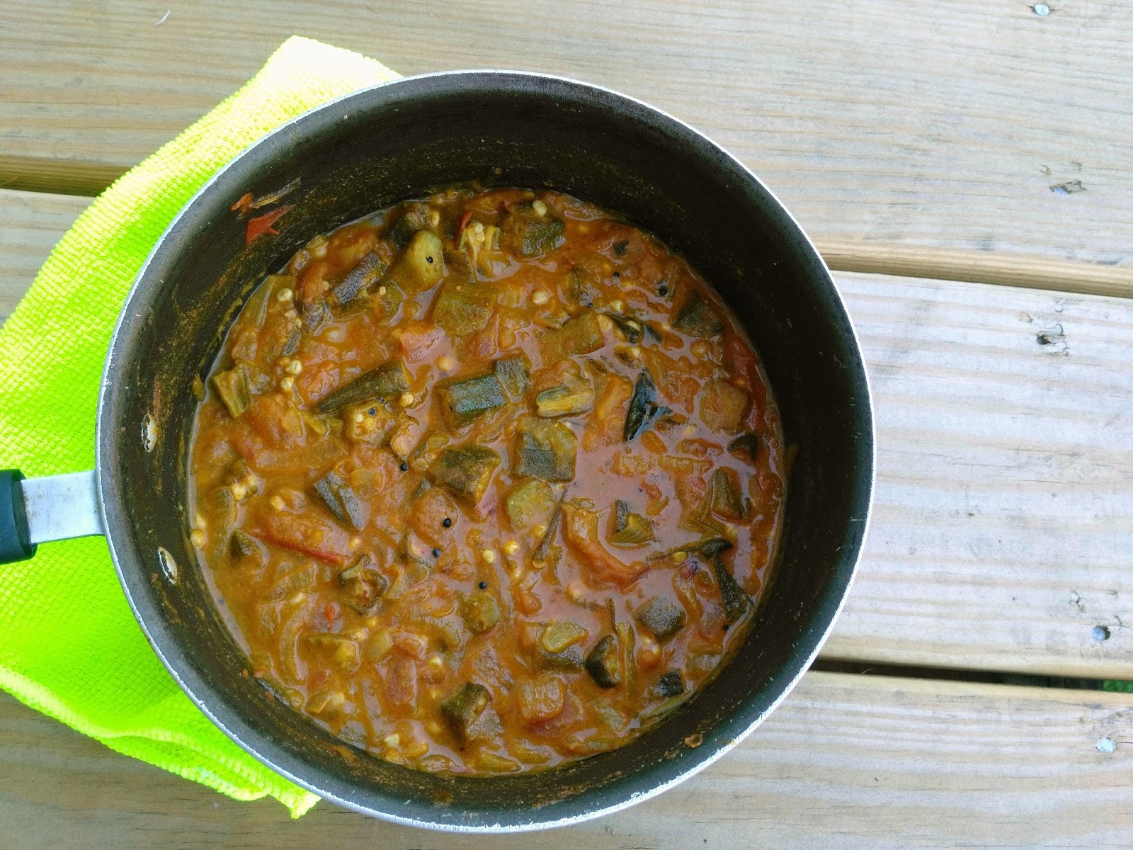 OKRA TAMARIND CURRY/ LADYSFINGER CURRY