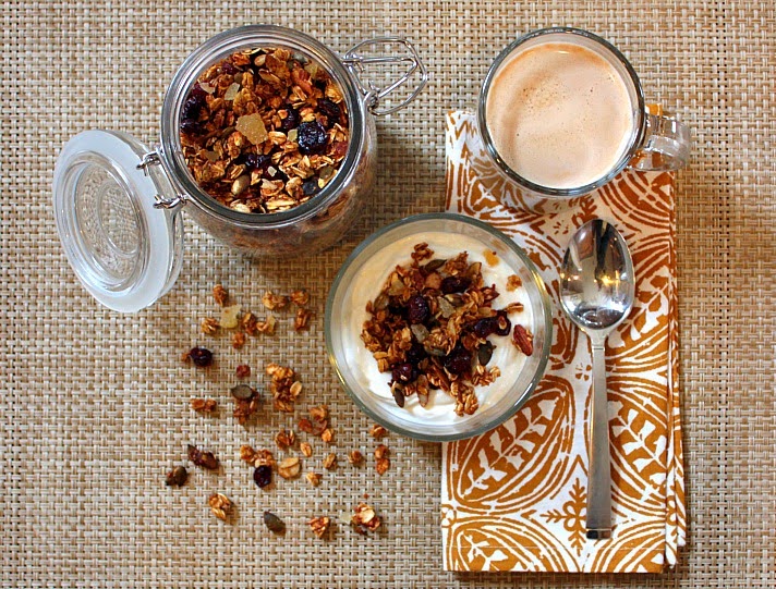 Meatless MondayPumpkin Quinoa Granola Apple A Day