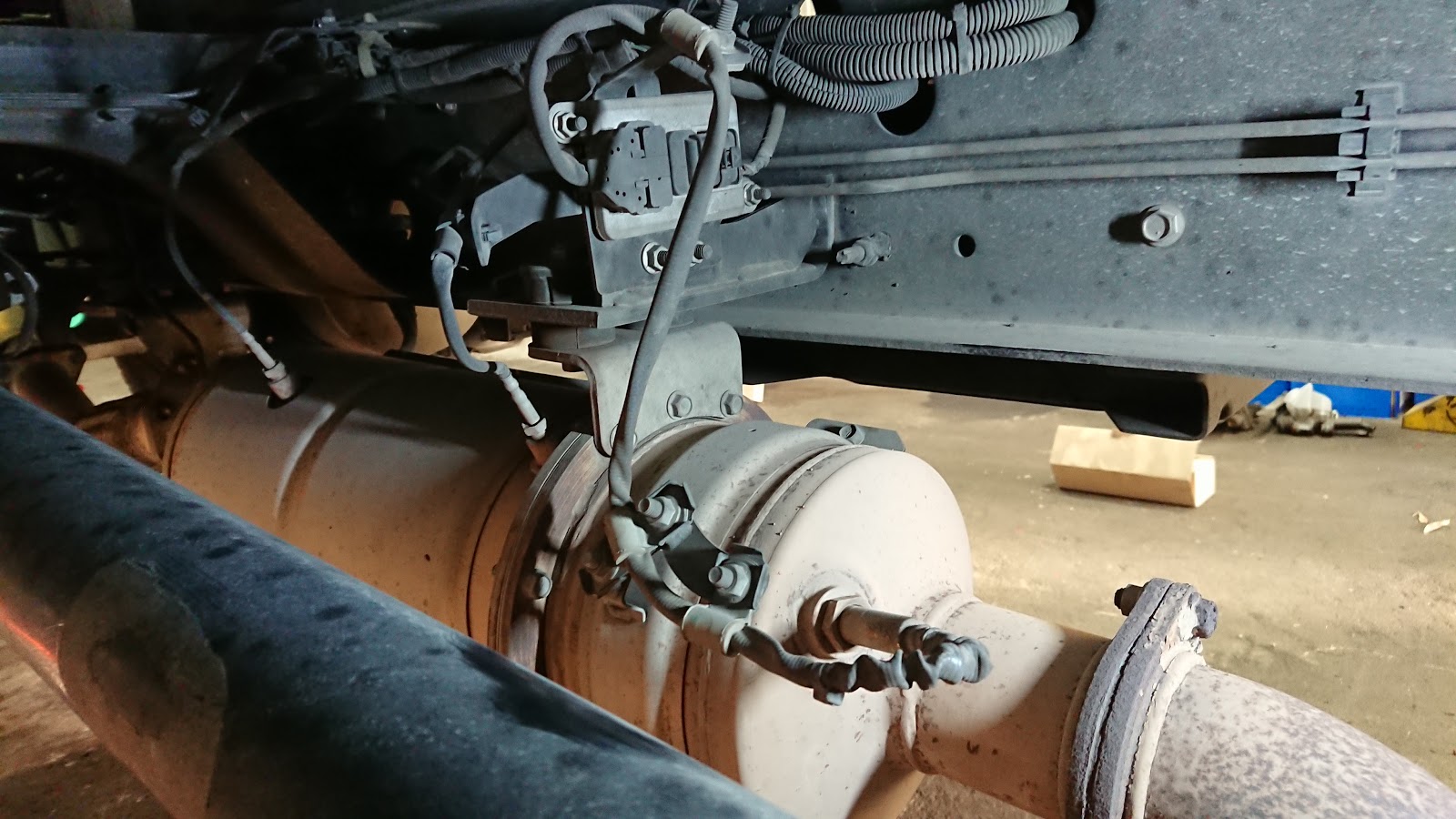 かったらど】 日野自動車 プロフィア NOXセンサー X8TyJ-m36326844216