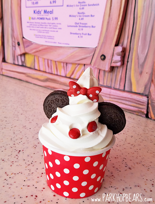 Minnie Mouse Sundae at Disneyland