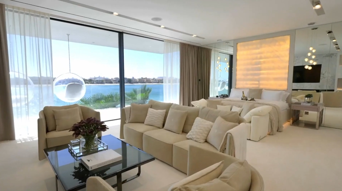 92 Interior Design Photos vs. ONE100, Palm Jumeirah Dubai Luxury Beach Mansion Tour