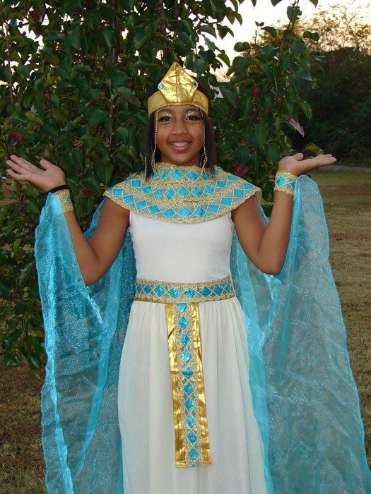 Shaded Gray: Fun but Tasteful Halloween Costumes