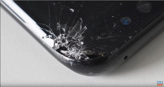 Galaxy-S8-its-screen-is-really-too-fragile