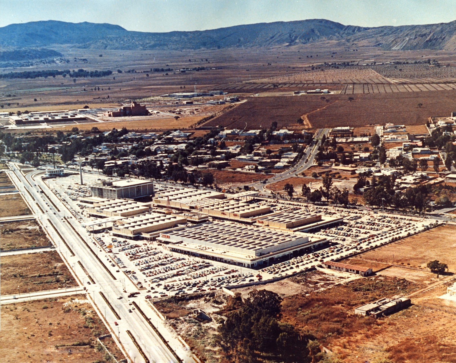 GUADALAJARA AYER Y HOY PLAZA DEL SOL EN 1969