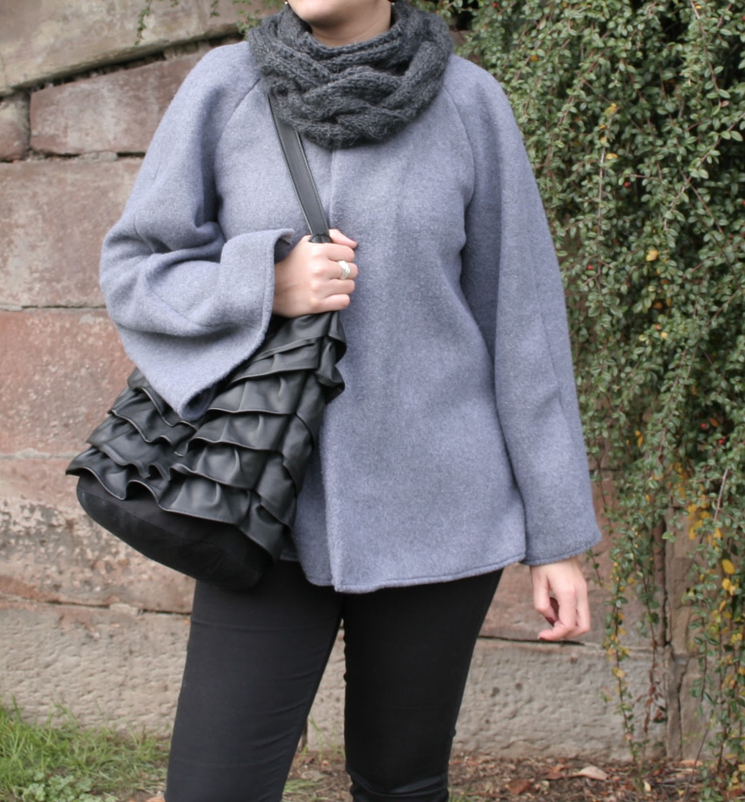 Knitting Cake: Veste grise pour les froides journées d'automne...