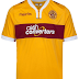 Macron apresenta novas camisas do Motherwell