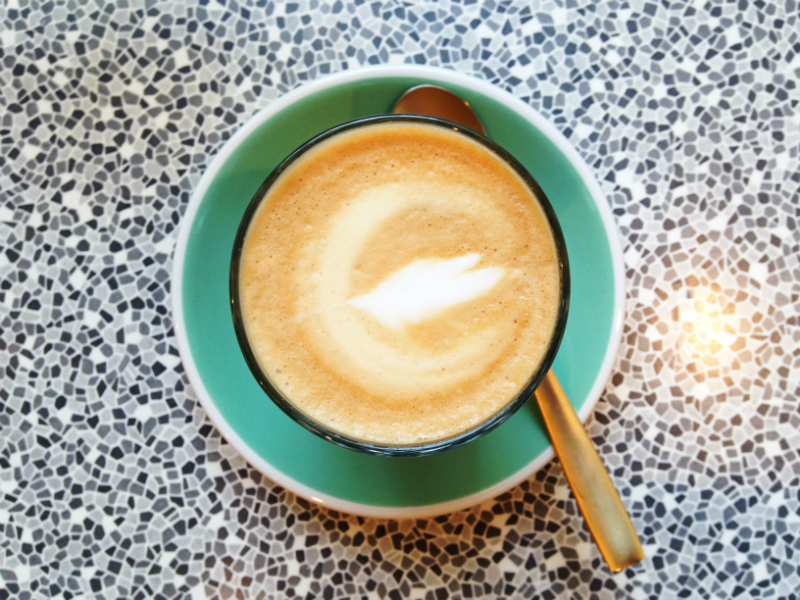 STYLING A SMUG SHELFIE | WILD & GRIZZLY