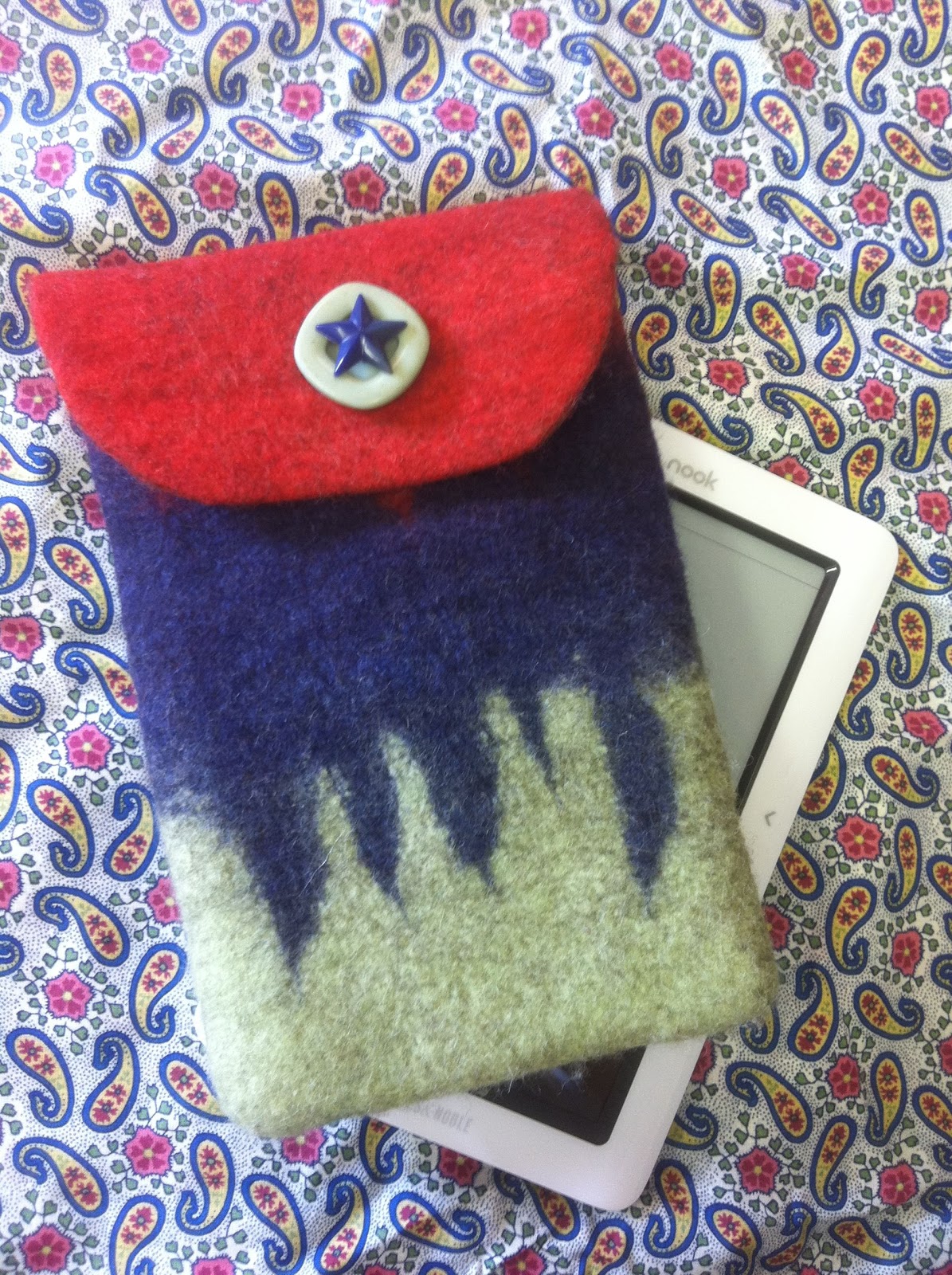 Felt and Soul: Nook sleeves