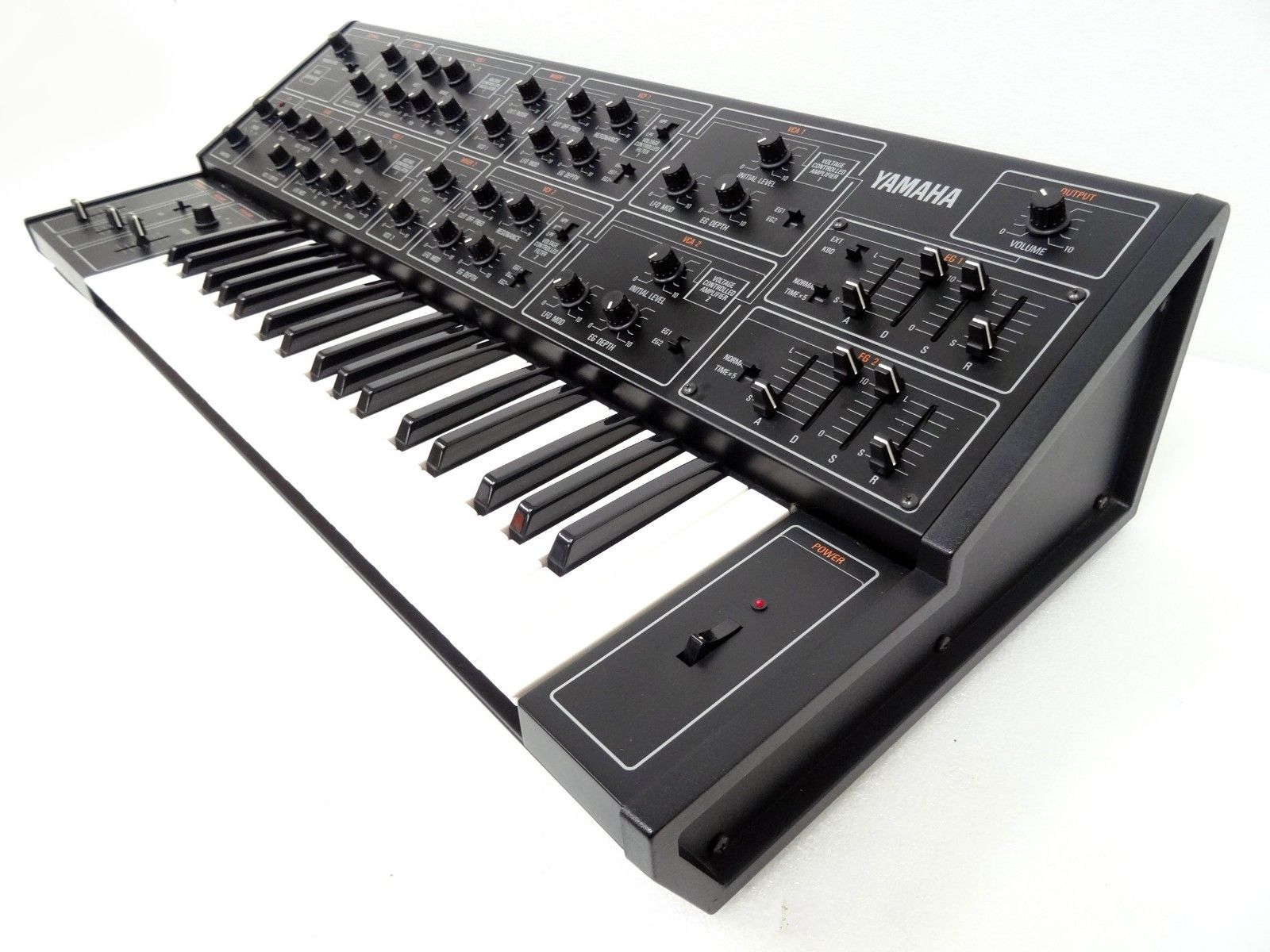 MATRIXSYNTH YAMAHA CS15 Vintage Analog Monophonic Synth w/ Hard Case SN 3519