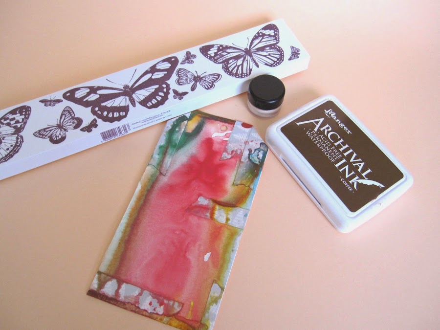 segundo paso tag marzo Celebrating Springtime: sello con mariposas, polvos emboss transparentes y Archival Ink color coffee