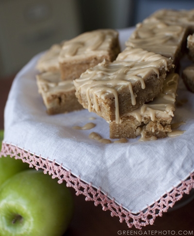 Dining with Kathy: Peanut Butter  Apple Bars