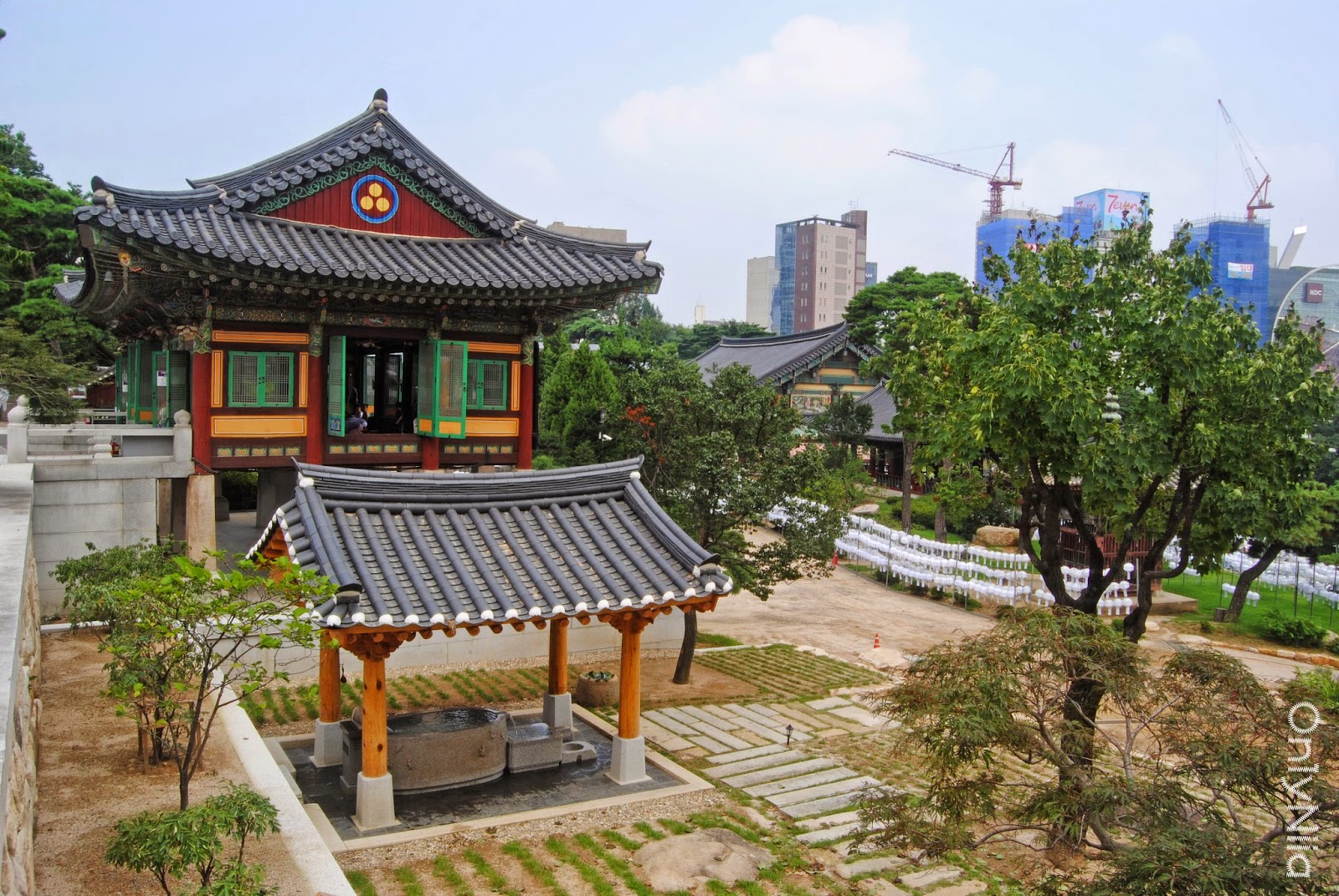 храм понынса сеул южная корея. сеул буддийский храм. храм бонынса. буддийский храм чогеса. храм бонгеунса в сеуле южная корея.