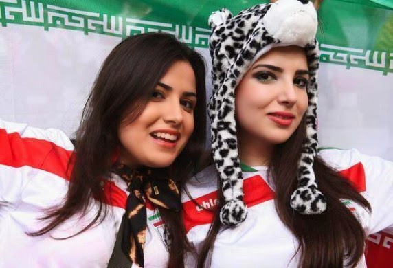 Sex صور مشجعات ايران الجميلات في كأس العالم البرازيل يشعلن المدرجات 2014