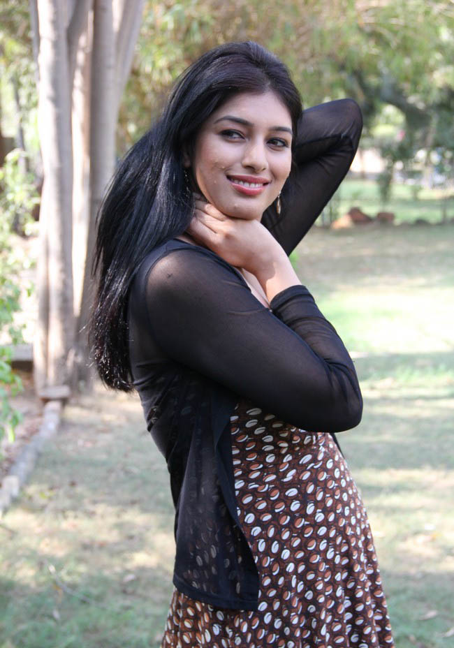 Preethi Bandari Photo Gallery ~ cutefacebuk