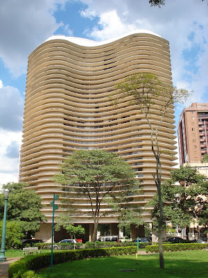 Arquitetura de Oscar Niemeyer em Belo Horizonte