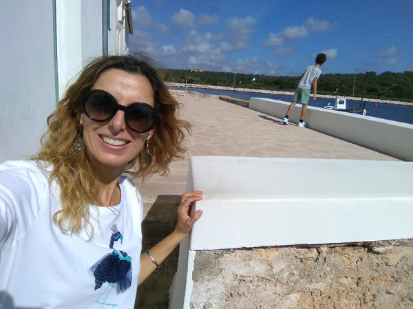 camiseta flamenco azul hecha a mano