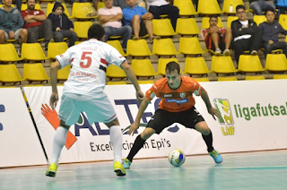 Pontos positivos e negativos de tipos de marcação no Futsal