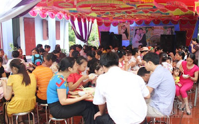 Nét điểm tổ chức đám cưới tại nhà ở vùng nông thôn Ban-tiec-cuoi-o-nong-thon