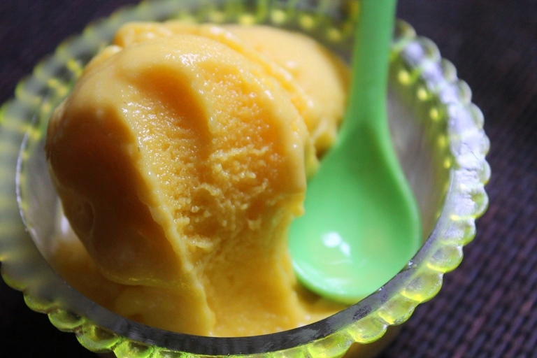 Eggless Custard Powder Ice Cream Recipe Vanilla Custard Ice Cream